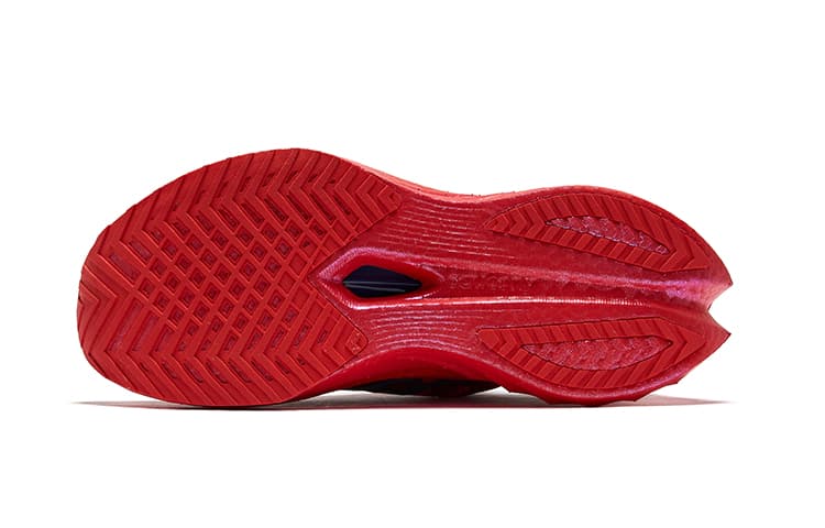 Кроссовки для бега Saucony Endorphin Speed 4 - изображение 5