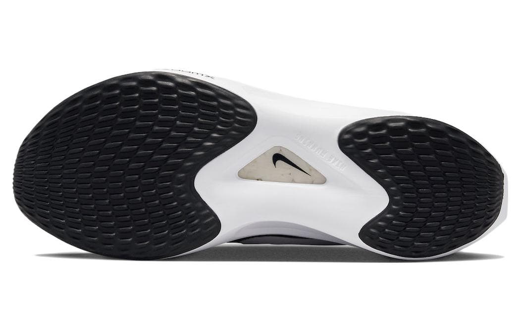 Кроссовки для бега Nike Zoom Fly 5 Black White - изображение 6