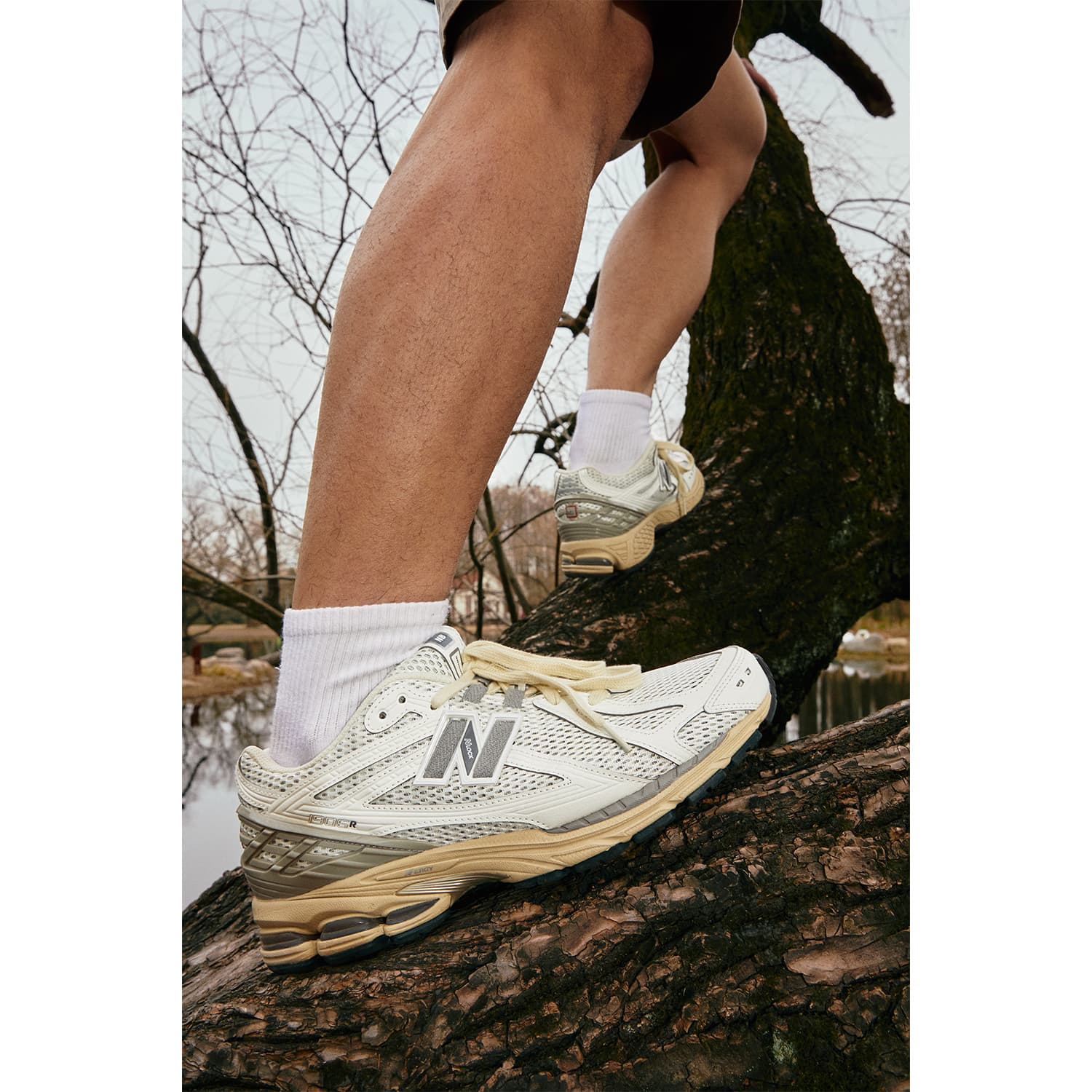 Кроссовки для бега New Balance 1906R White Grey - изображение 10
