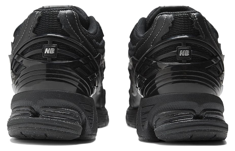 Кроссовки для бега New Balance 1906R Black - изображение 5