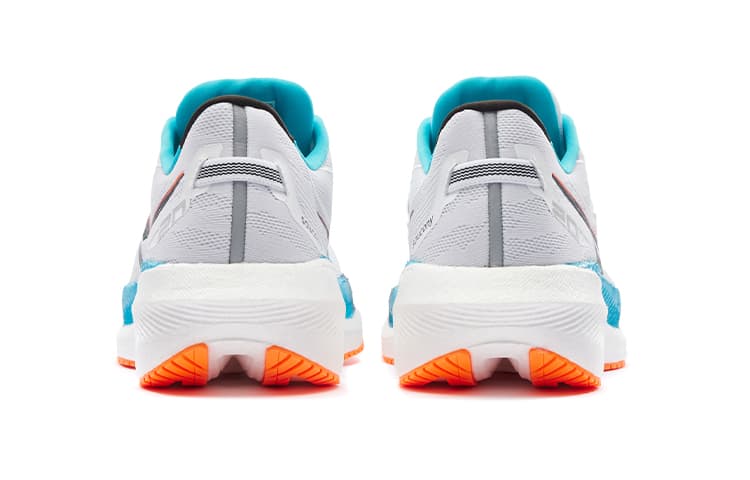 Кроссовки для бега Saucony Triumph 20 White Blue Orange - изображение 4