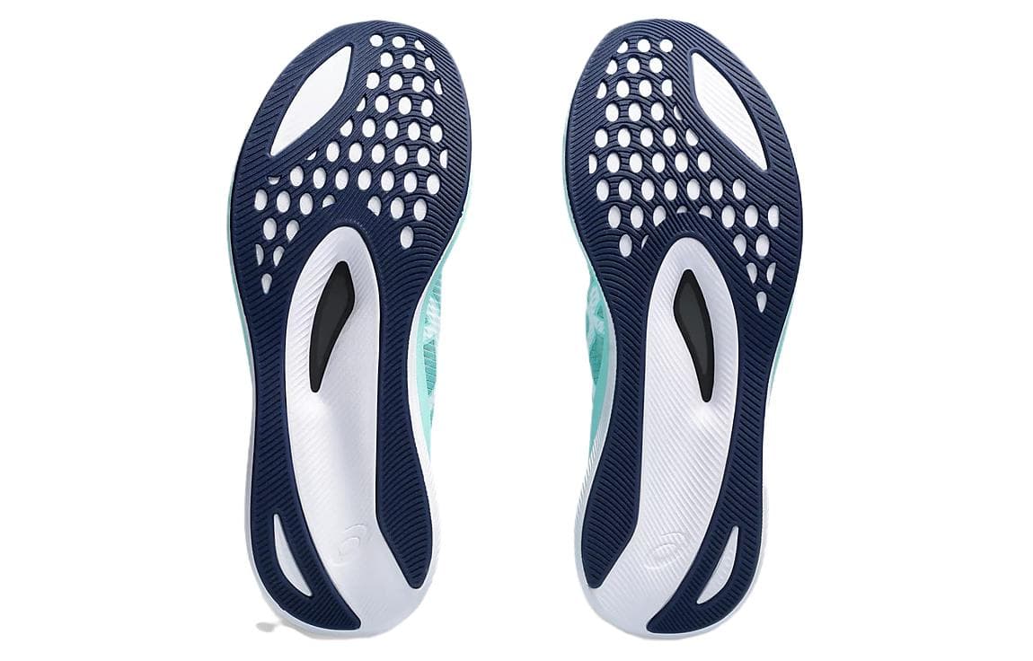 Кроссовки для бега Asics Magic Speed 3.0 - изображение 5