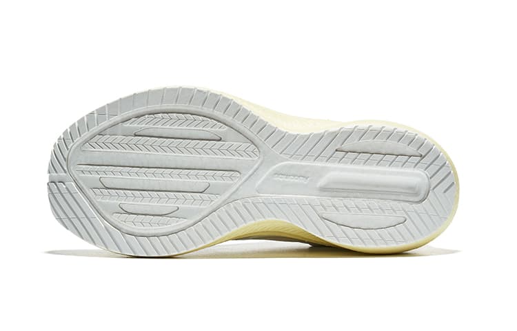 Кроссовки для бега Saucony Surge 3 SU - изображение 5
