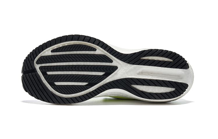 Кроссовки для бега Saucony Triumph 21 - изображение 5