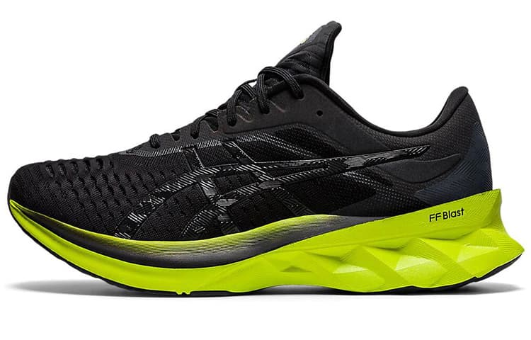 Кроссовки для бега Asics Novablast - изображение 1
