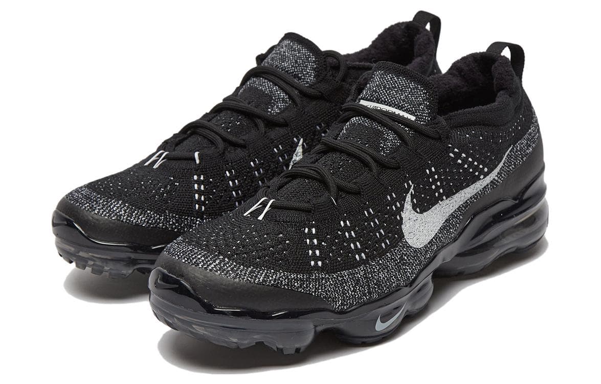 Кроссовки для бега Nike Air VaporMax 2023 Flyknit "Oreo" - изображение 2