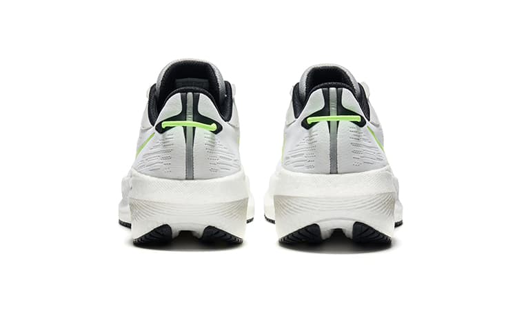 Кроссовки для бега Saucony Triumph 21 - изображение 4