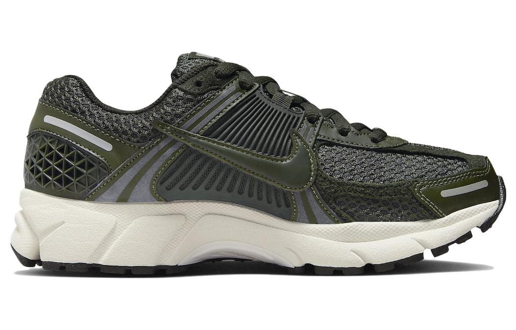 Кроссовки для бега Nike Air Zoom Vomero 5 Black Green — фото 2