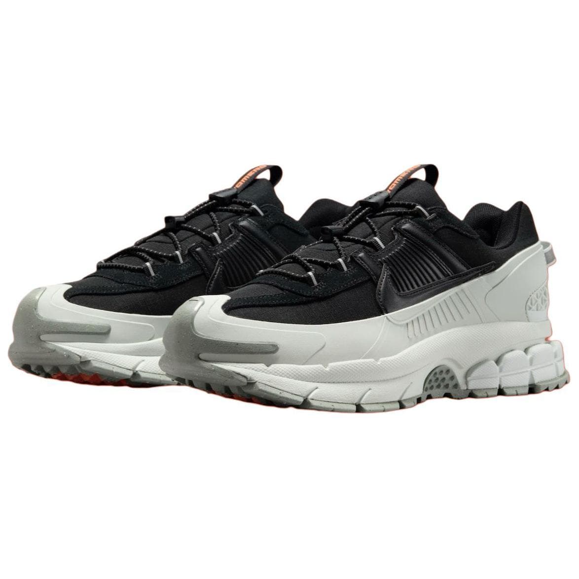 Кроссовки для бега Nike Zoom Vomero 5 Roam "Black Light Silver" - изображение 3