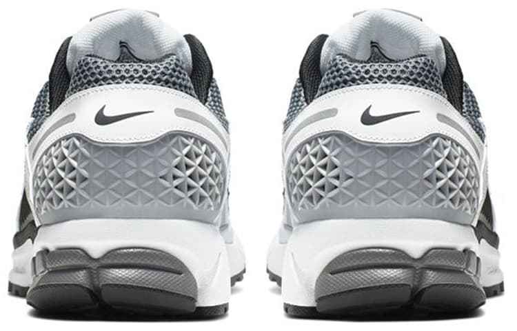 Кроссовки для бега Nike Air Zoom Vomero 5 SE SP — фото 4