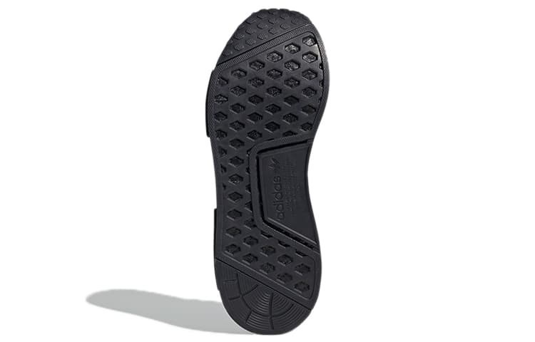 Кроссовки adidas Originals NMD_R1 Pixar - изображение 6