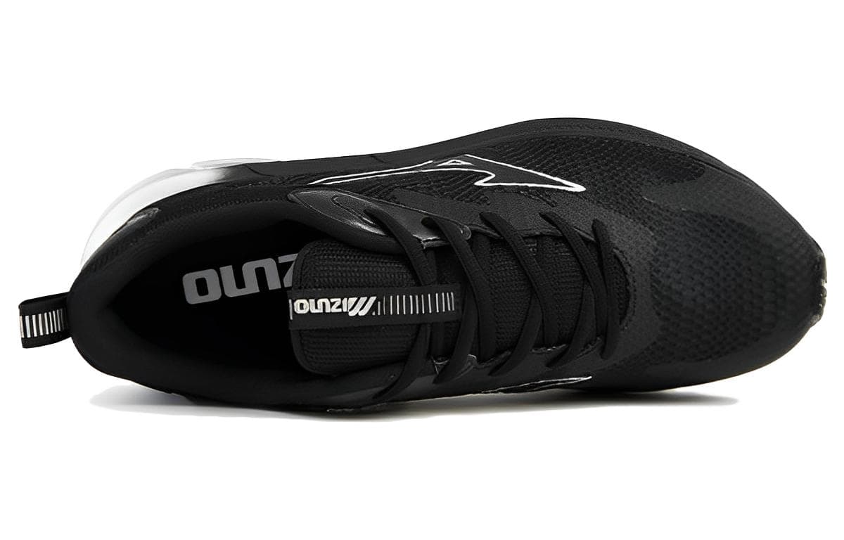 Кроссовки Mizuno - изображение 2