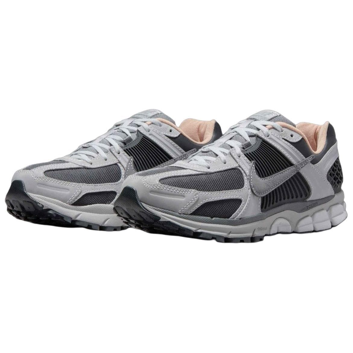 Кроссовки для бега Nike Air Zoom Vomero 5 — фото 3