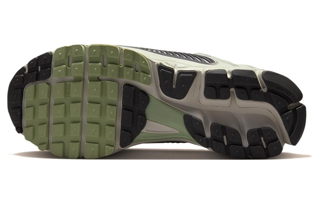 Кроссовки для бега Nike Air Zoom Vomero 5 Grey Black — фото 5