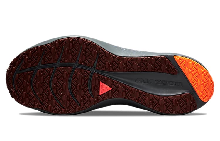 Кроссовки для бега Nike Zoom Winflo 8 Shield Black - изображение 6