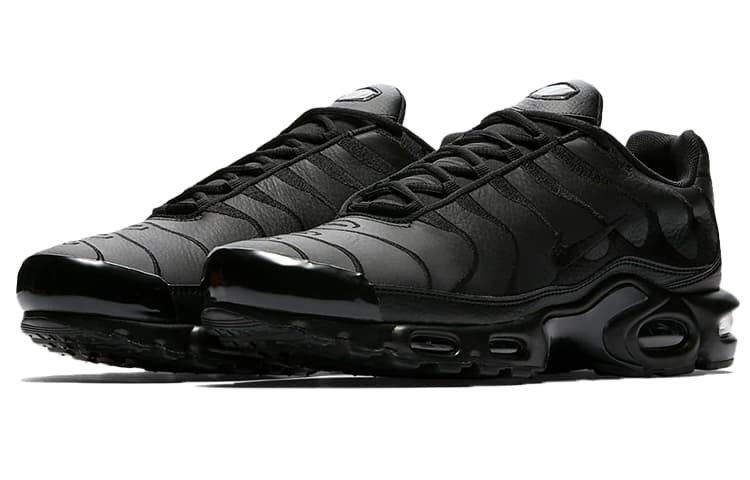 Кроссовки для бега Nike Air Max Plus Triple Black - изображение 3