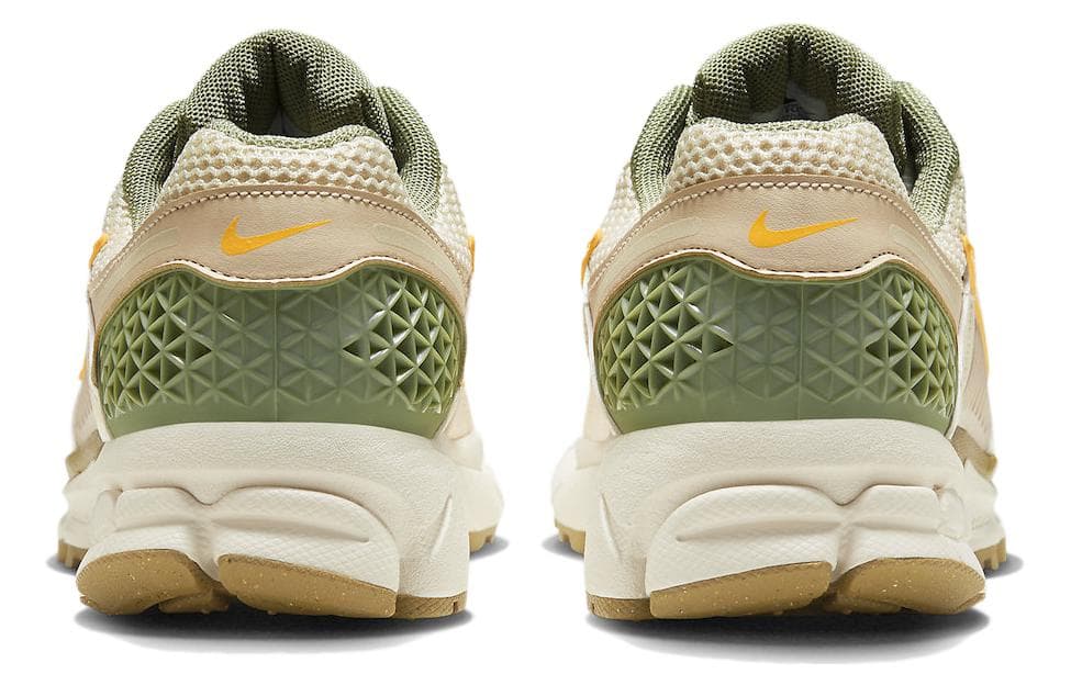 Кроссовки для бега Nike Air Zoom Vomero 5 "Sail" — фото 5