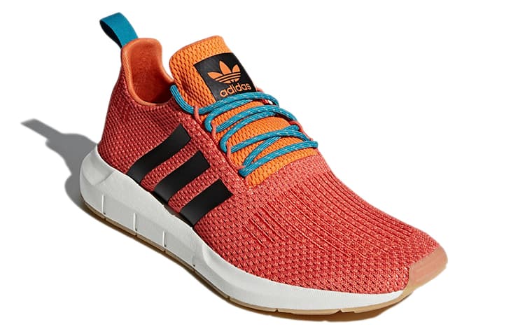Кроссовки для бега adidas originals Swift Run Summer - изображение 3