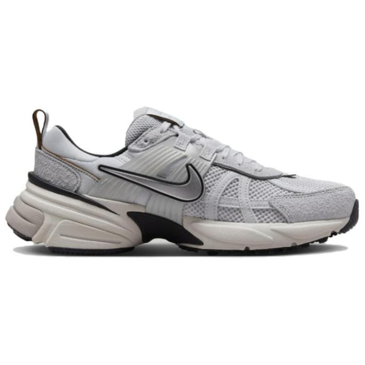 Кроссовки для бега Nike V2K Run Grey Black White - изображение 2