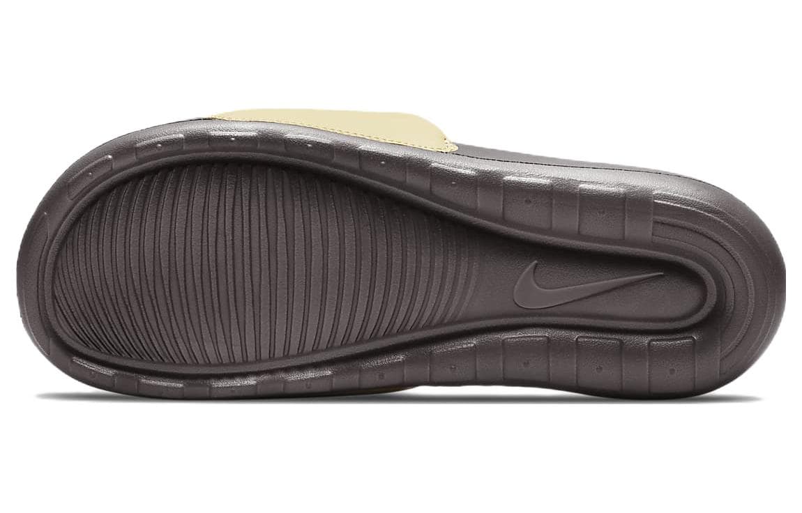 Сандалии Nike Victori One - изображение 4