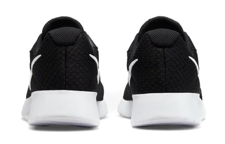 Кроссовки Nike Tanjun - изображение 5