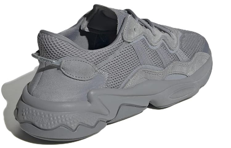 Кроссовки adidas Ozweego Grey - изображение 4
