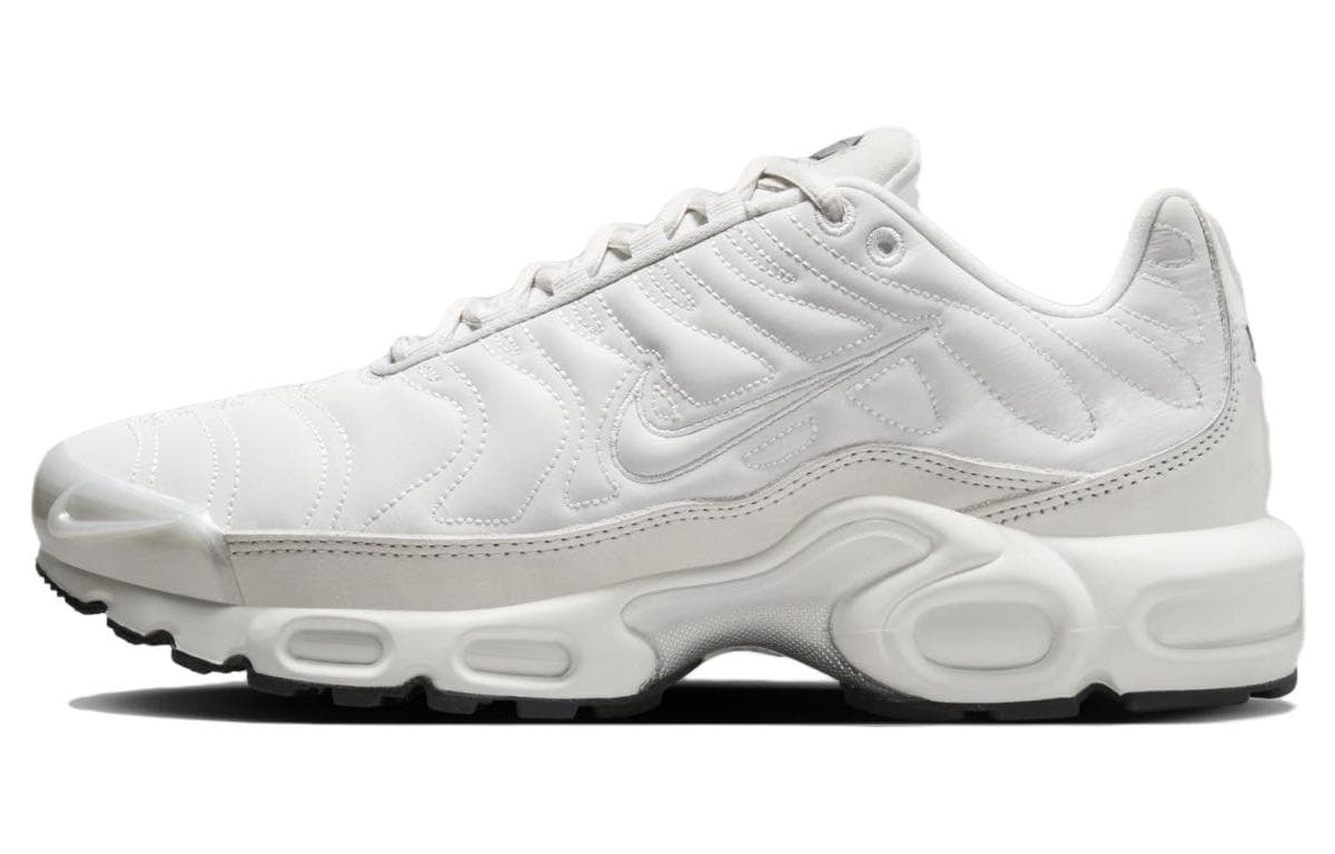 Кроссовки Nike Air Max Plus - изображение 1