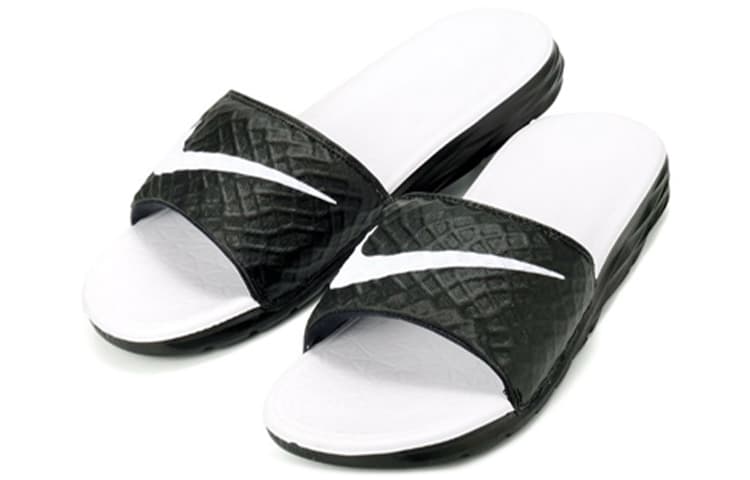 Сандалии Nike Benassi Solarsoft Women's Black White - изображение 2