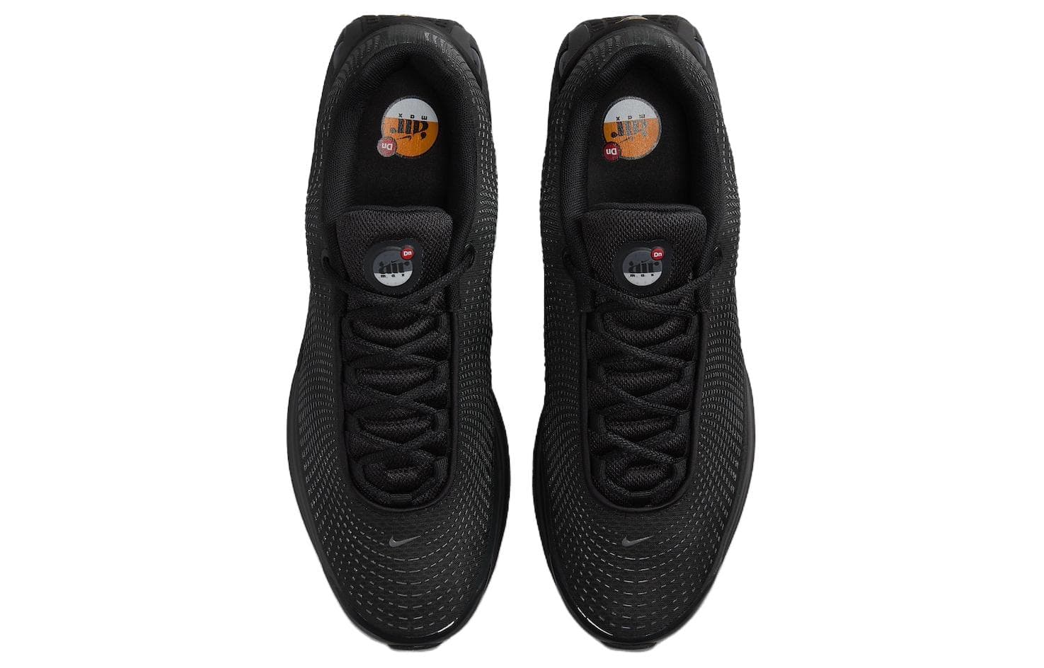 Кроссовки Nike Air Max Dn "Black and Dark Smoke Grey" - изображение 4