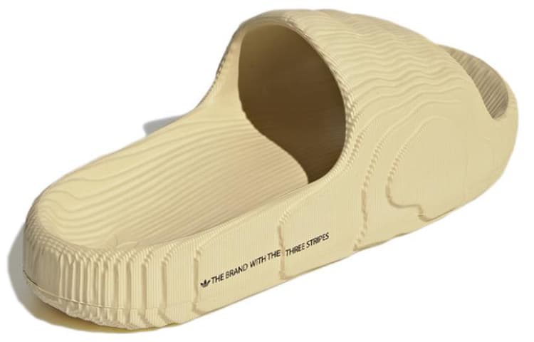 Сандалии adidas Adilette 22 Light Yellow - изображение 4