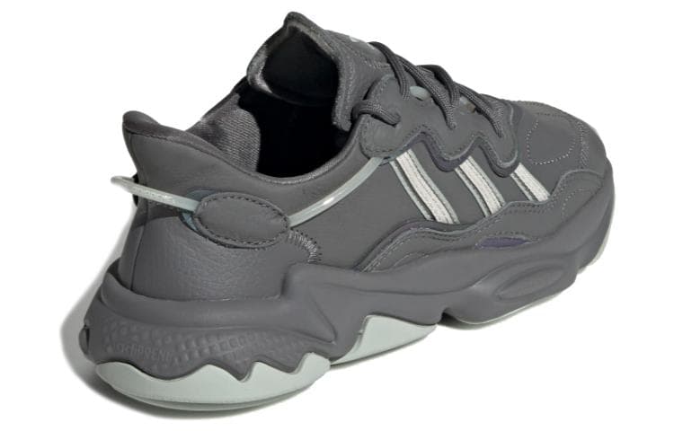 Кроссовки adidas Ozweego Grey - изображение 4