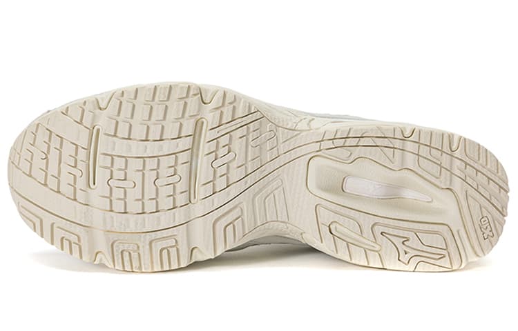 Кроссовки Mizuno Wave Solar - изображение 5