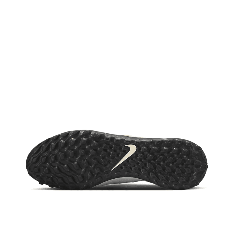 Кроссовки для футбола Nike Phantom GX II Pro TF White Black - изображение 6