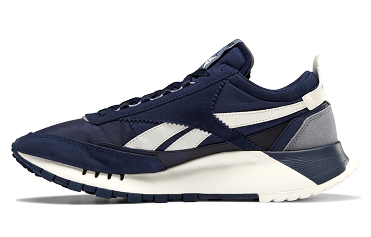 Кроссовки Reebok Classic Leather - изображение 1