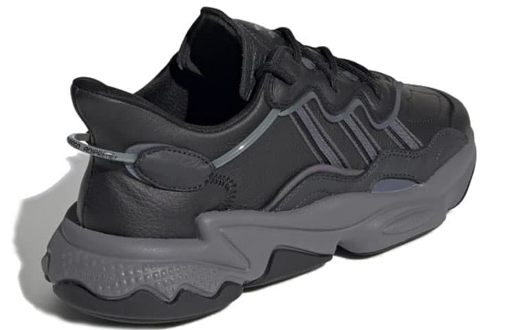 Кроссовки adidas Ozweego Carbon Black Grey - изображение 4