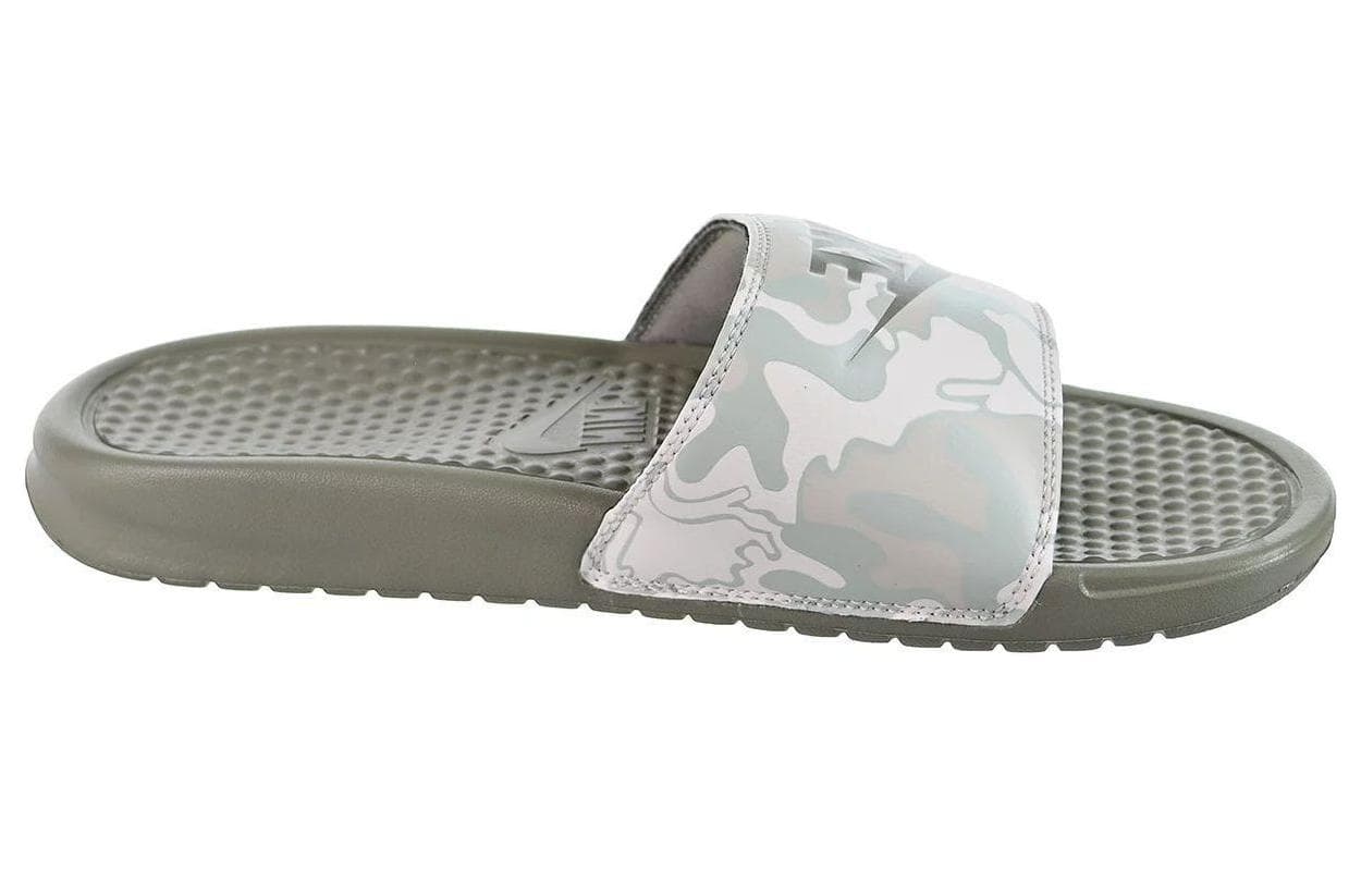 Сандалии Nike Benassi - изображение 2
