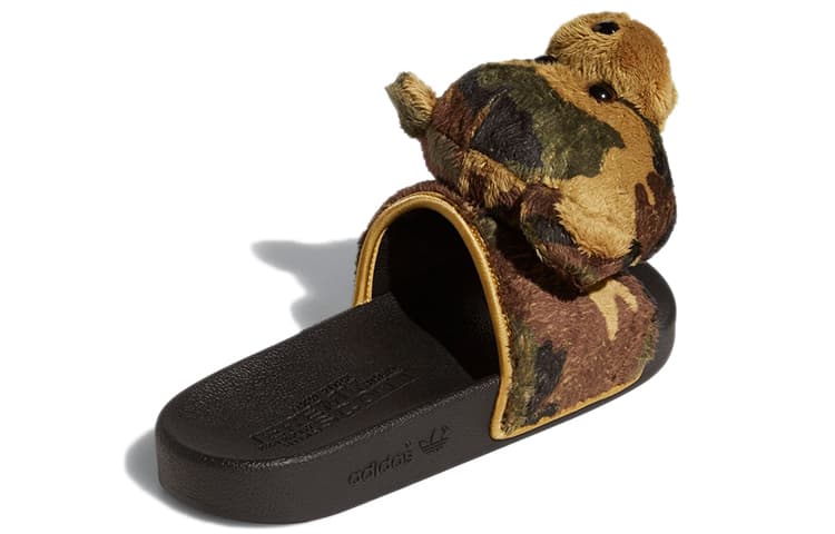Сандалии Jeremy Scott x adidas Adilette Teddy Camo - изображение 4
