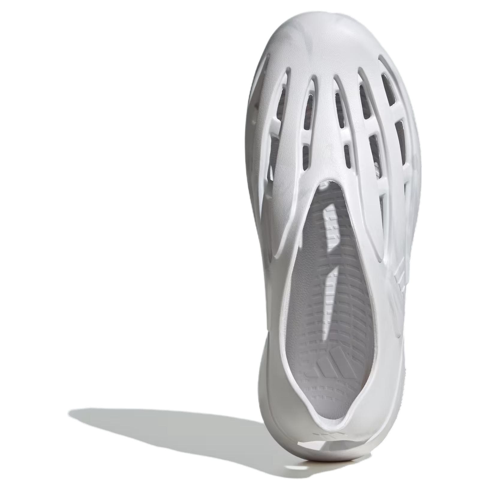 Кроссовки adidas LIGHTBLAZE Moc White - изображение 4