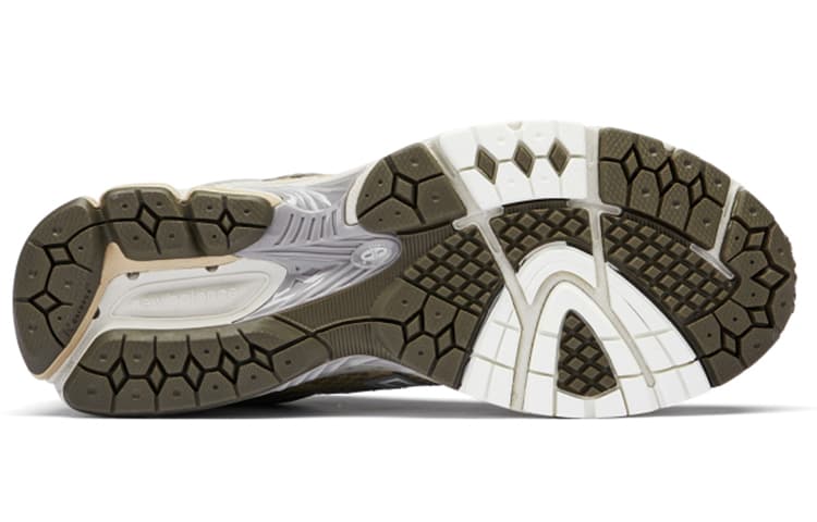 Кроссовки New Balance 860 Beige - изображение 5