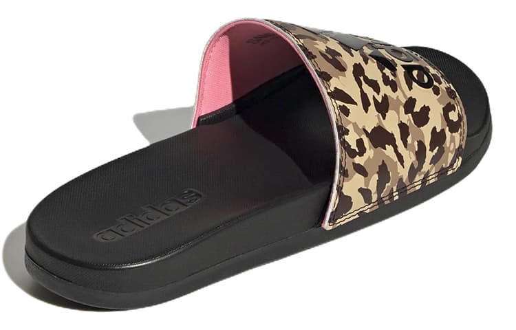Сандалии adidas Adilette Comfort Slides - изображение 4
