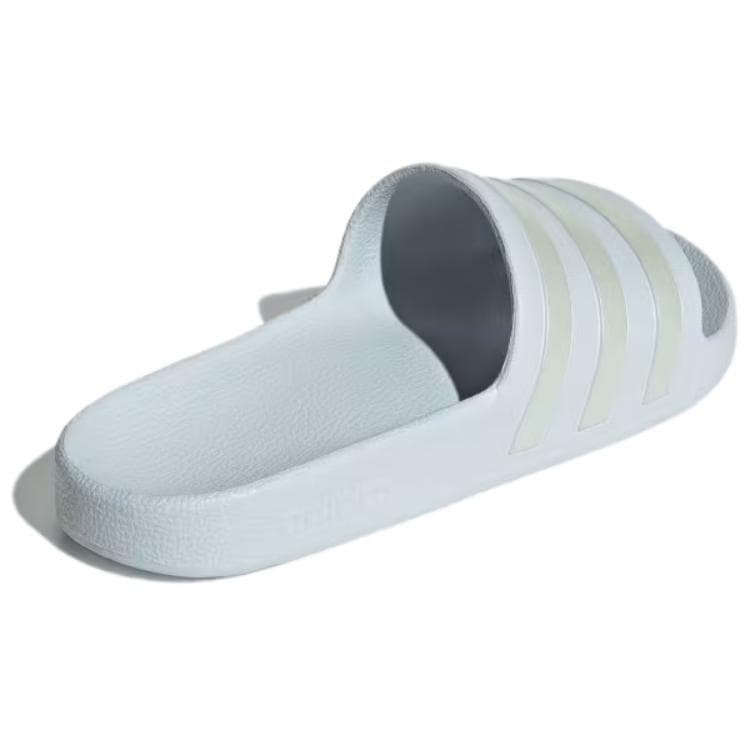 Сандалии adidas Adilette - изображение 4