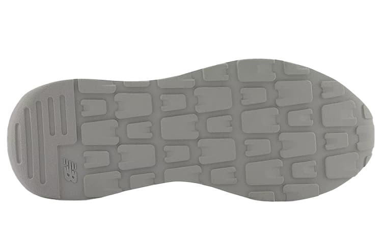 Кроссовки Staud x New Balance NB 5740 - изображение 4