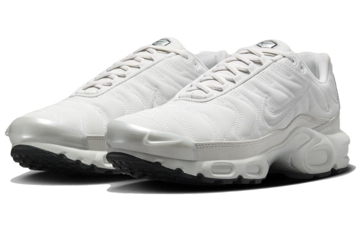 Кроссовки Nike Air Max Plus - изображение 3