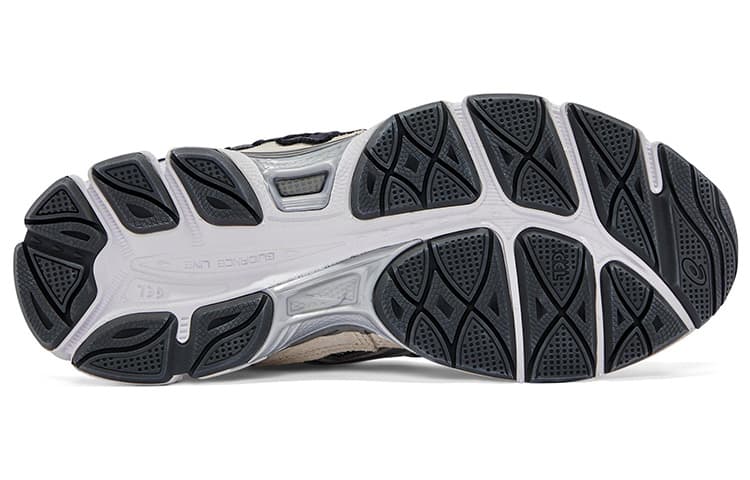 Кроссовки Cecilie Bahnsen x Asics GEL-NYC Black Cream - изображение 6