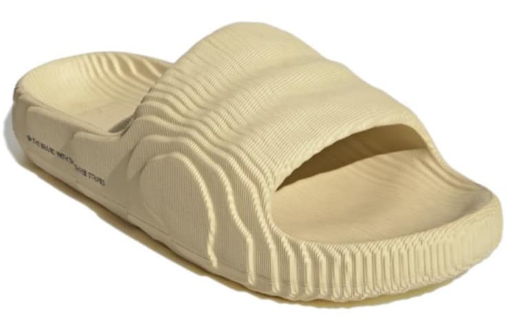 Сандалии adidas Adilette 22 Light Yellow - изображение 3