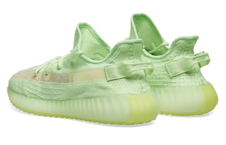 Кроссовки adidas Yeezy Boost 350 V2 Glow in the Dark - изображение 3