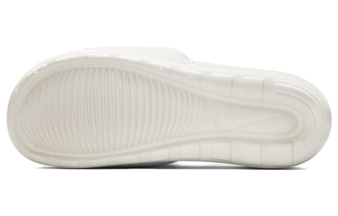 Сандалии Nike Victori One Slide White - изображение 4