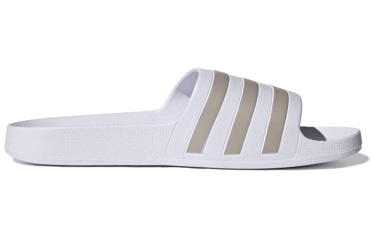 Сандалии adidas Adilette - изображение 2