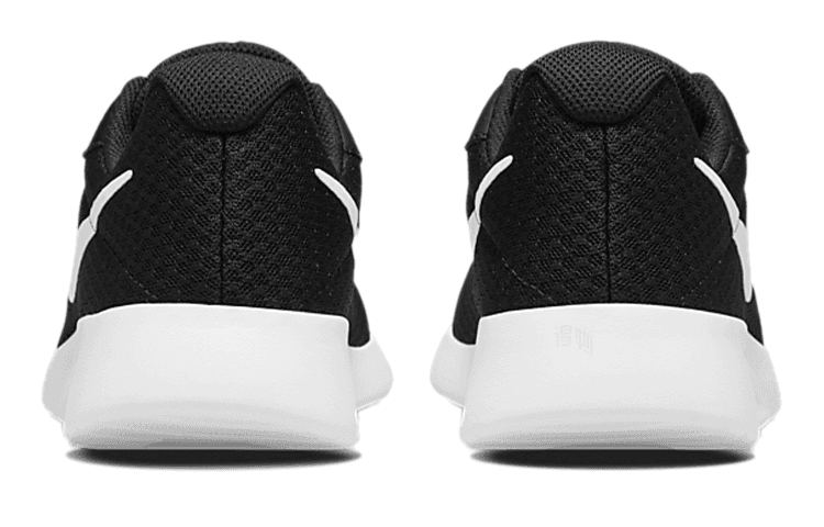 Кроссовки Nike Tanjun - изображение 5