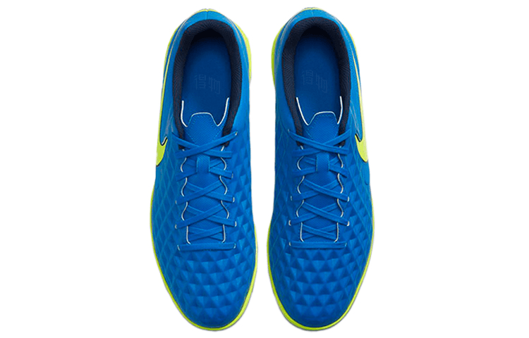 Кроссовки для футбола Nike Legend 8 Club TF - изображение 4